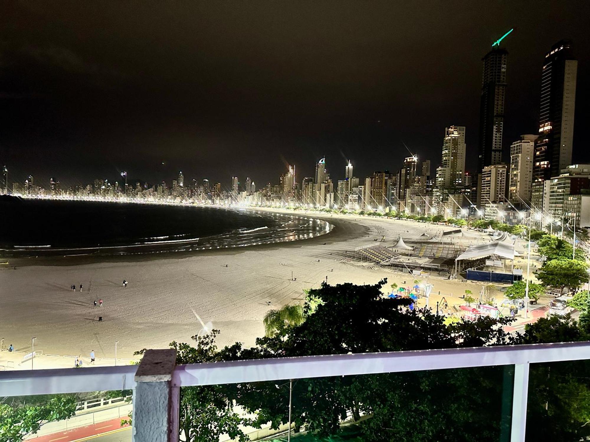 Studio Pe Na Areia II Balneário Camboriú Extérieur photo